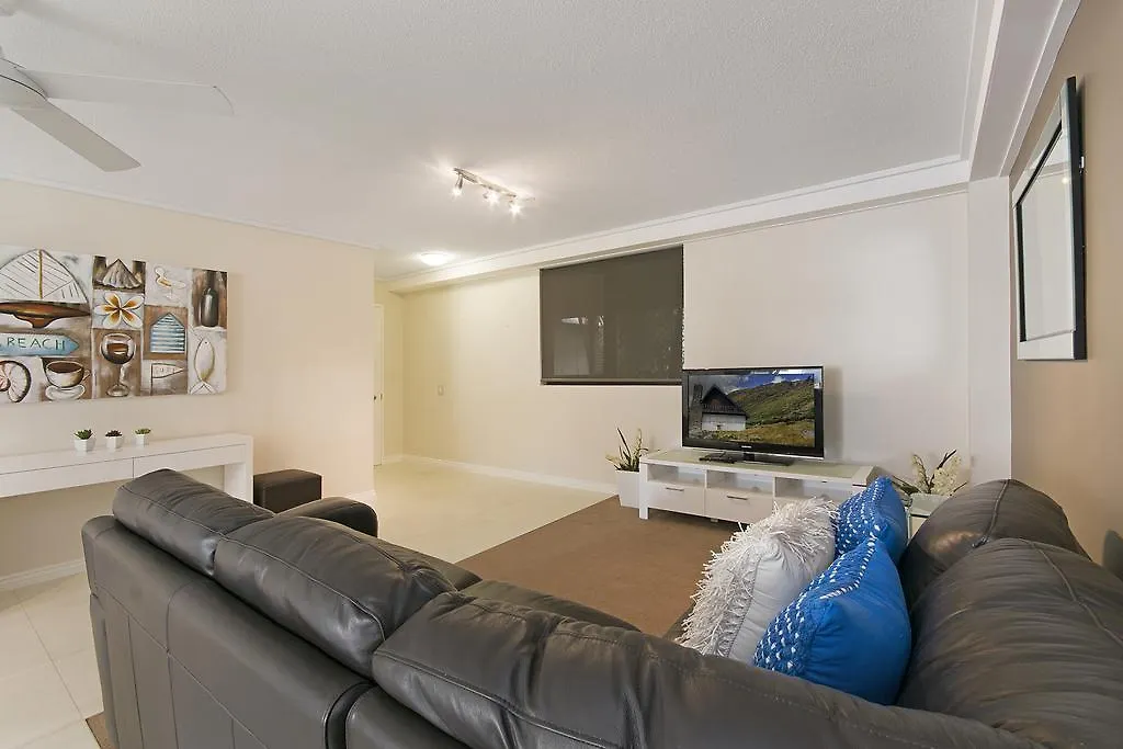 ****  Clubb Coolum Beach Resort Sunshine Coast Australia