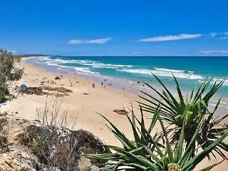 Clubb Coolum Beach Resort Sunshine Coast